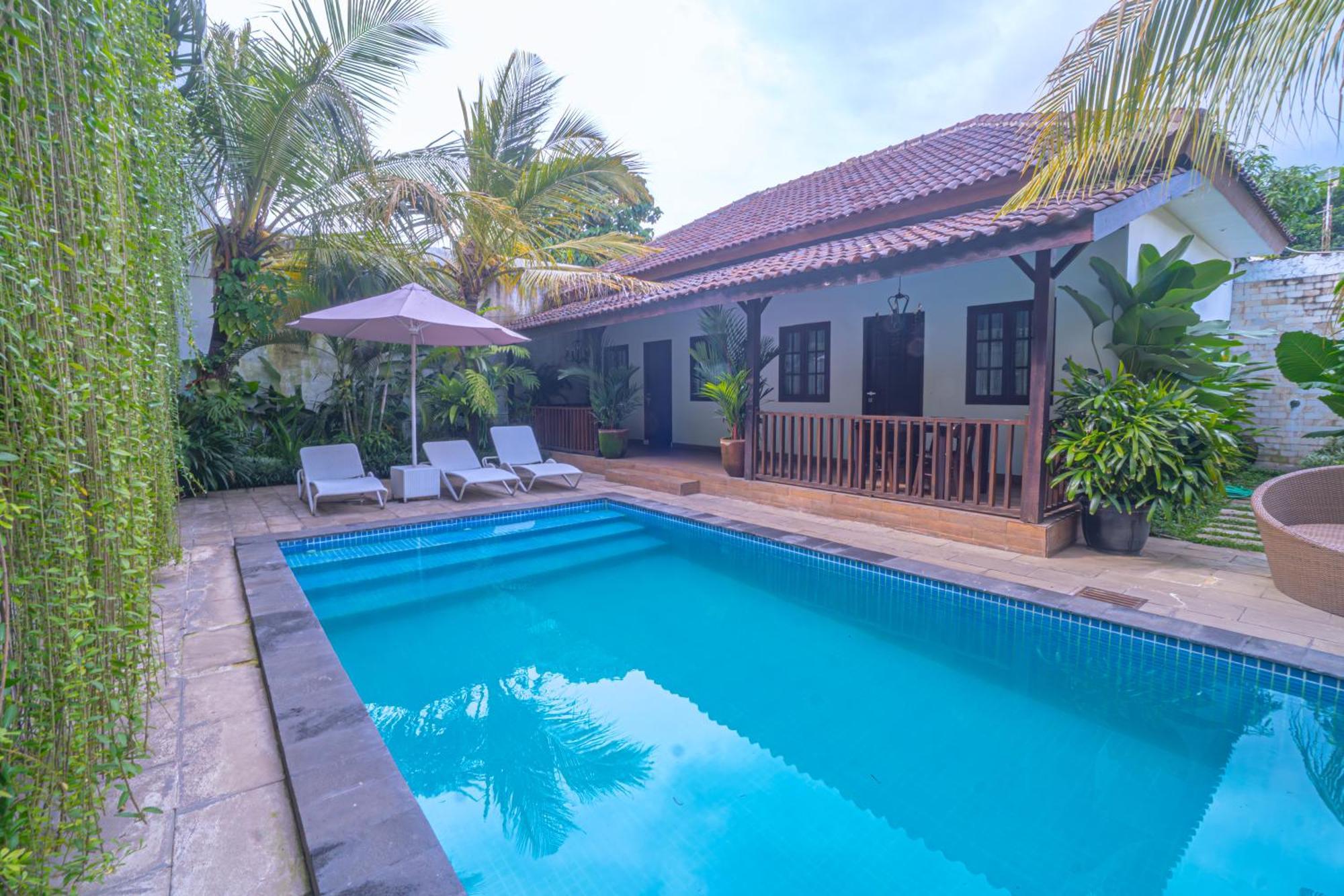 מלון Kejayan La Casa Jogja מראה חיצוני תמונה